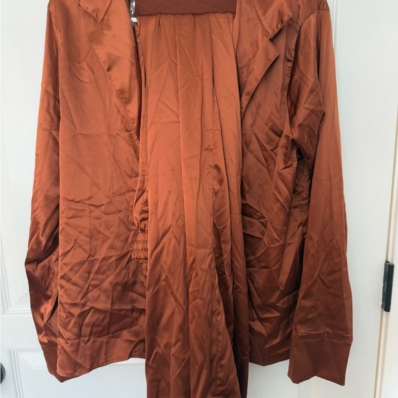 HYFVE Copper Satin Pajama Set Ensemble - Picture 2 of 6